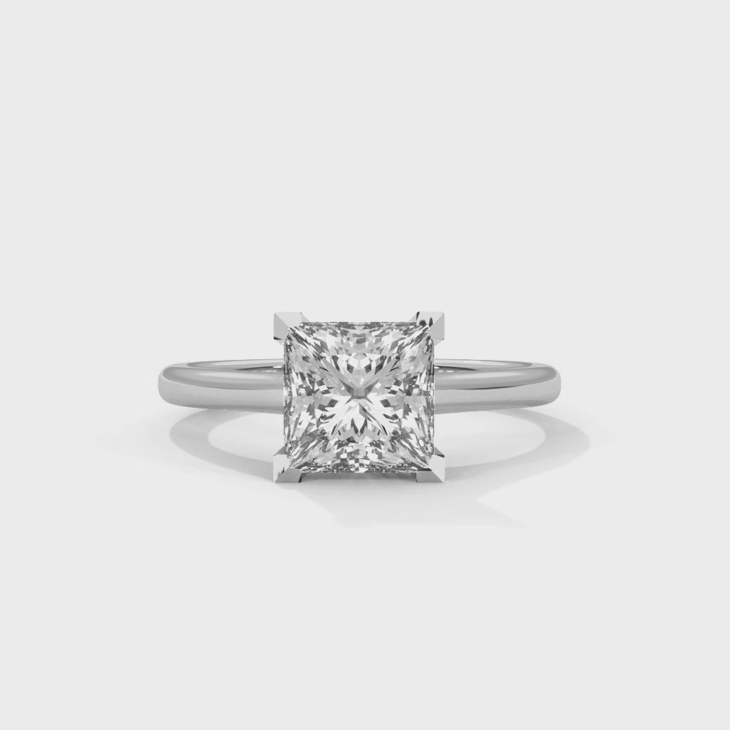 Anillo de compromiso solitario con diamante de corte princesa y brazo estilo catedral arquitectónico